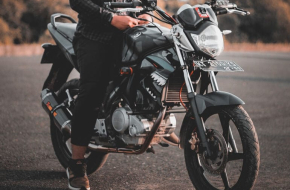 Moto Noire À Vendre