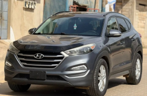 Hyundai Tuscon